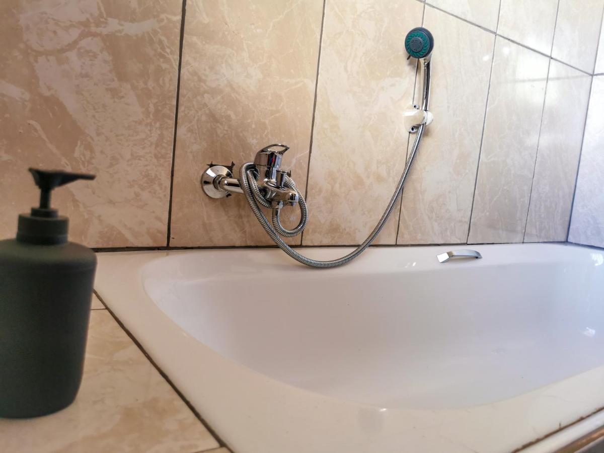 Genesis Guesthouze Hotel Bela-Bela Eksteriør billede